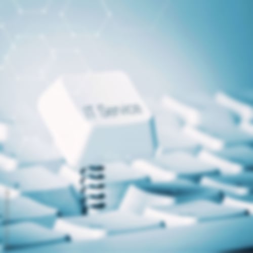 Taste aus Computertastatur mit IT-Service beschriftet 