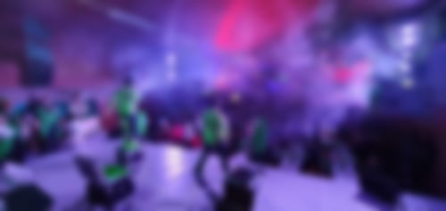 Bild von Us de Lameng mit Marcel Schenk und Guido Metzler von hinten