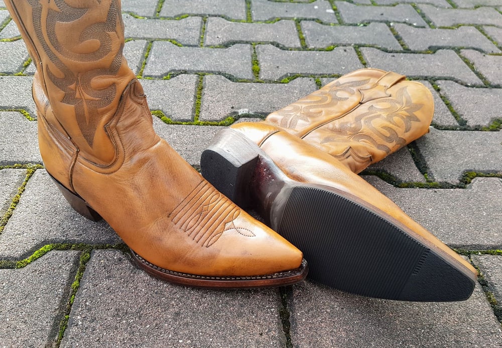 Cowboy-Stiefel reparieren, Sohlen, Absätze und doppeln