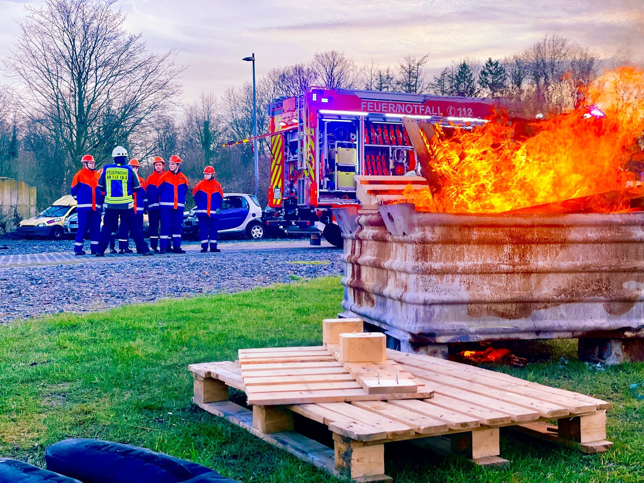 Kleiderkammer | Jugendfeuerwehr Ahaus