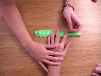 Handtherapie mit Knete