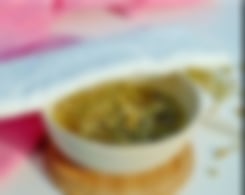 Schüssel mit Kräutersud