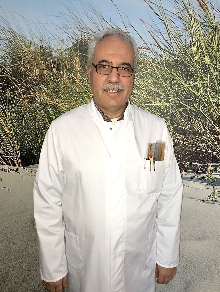 Stationsarzt Dr. med. Nemr Elahwal
