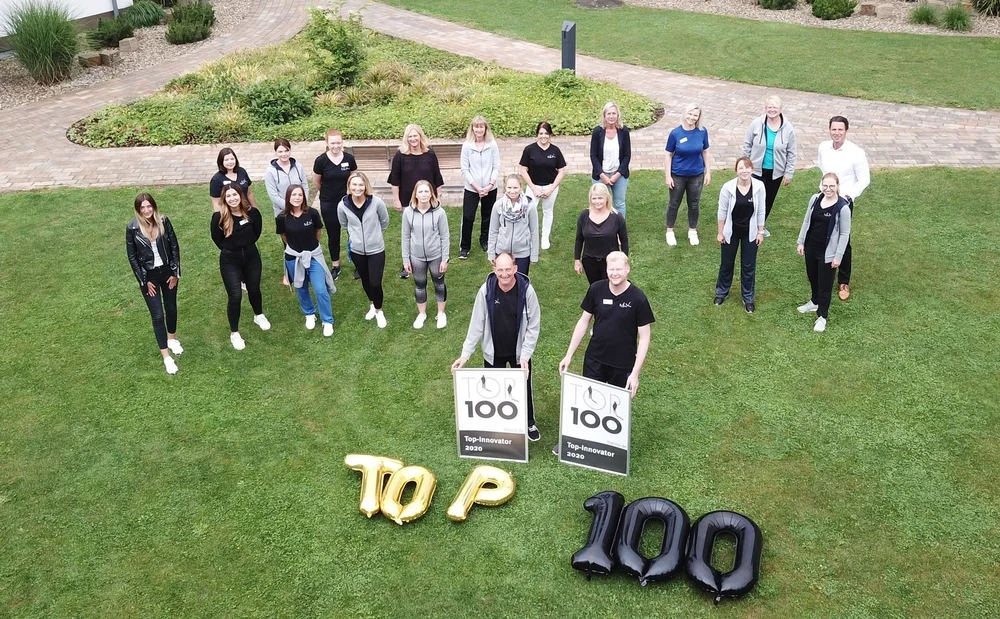 Unser Team des MediVital Therapiezentrums mit der Top100 Auszeichnung