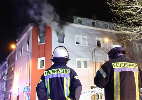  Wohnungsbrand fordert Neunkircher Feuerwehr in Silvesternacht
