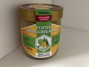Impressum | Münsterländer Bienenhonig aus der Heeker Stiegenimkerei produziert in Natürlichen Holz Beuten Dadant US