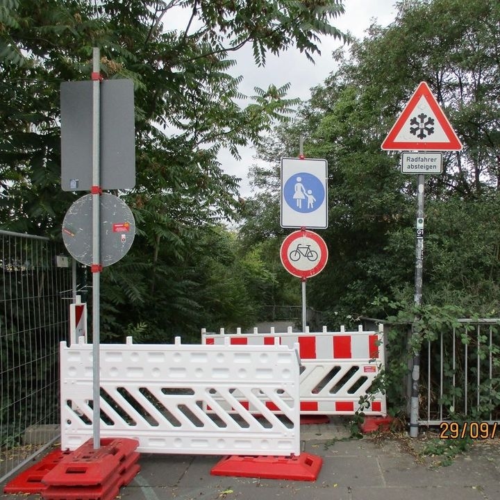 Rodenkirchener Brücke gesperrt