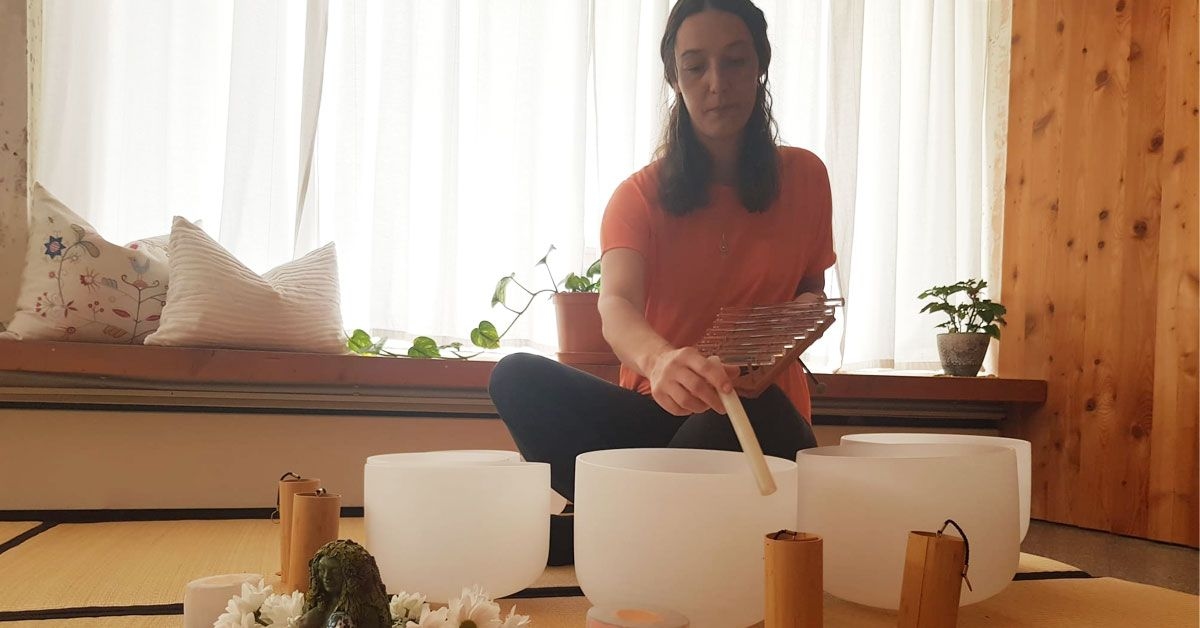 KRISTALLKLANGSCHALEN-MEDITATION