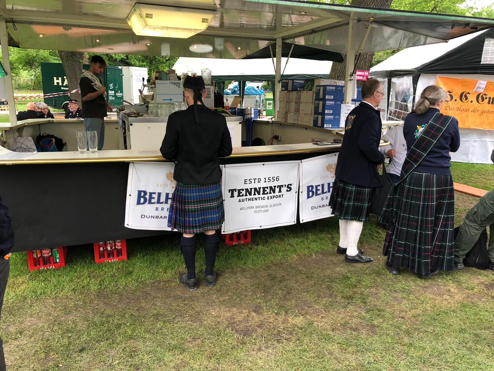 Schottischer Bierstand zum Highland Gathering