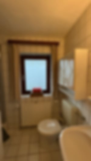 Badezimmer mit Dusche