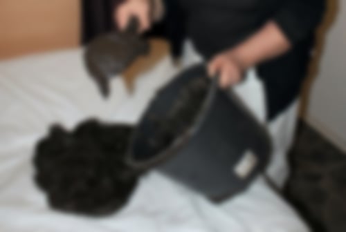 Naturmoor wird für eine Anwendung vorbereitet