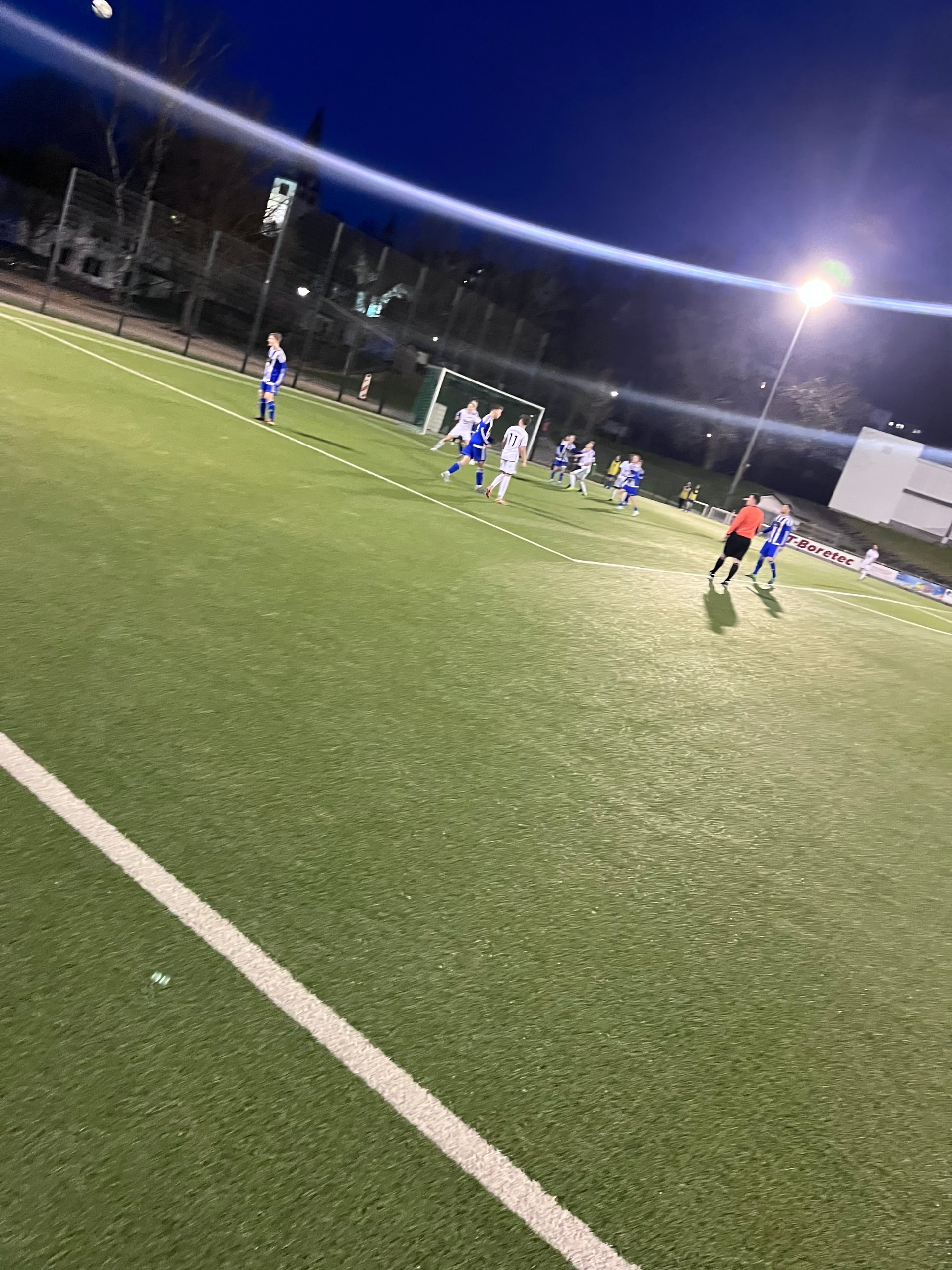 Acht Tore in Fleckenberg