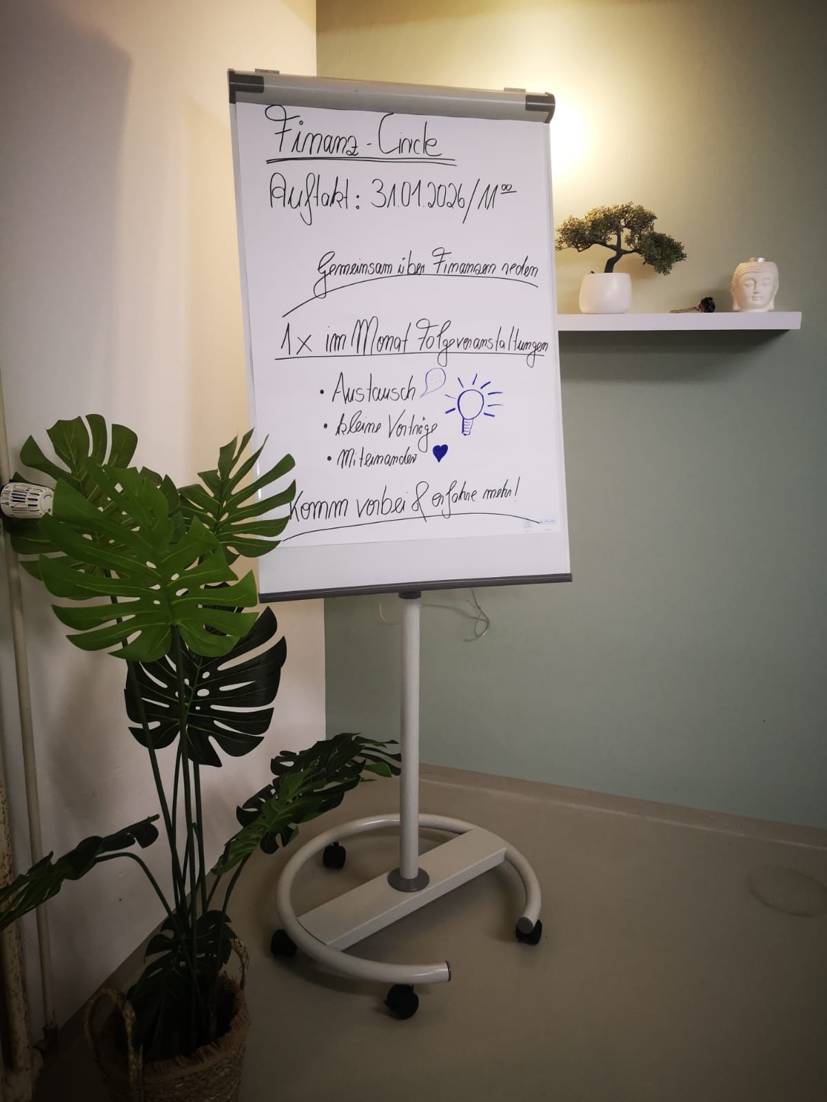 Ein Flipchart steht im Seminarraum Wietzen den man mieten kann.
