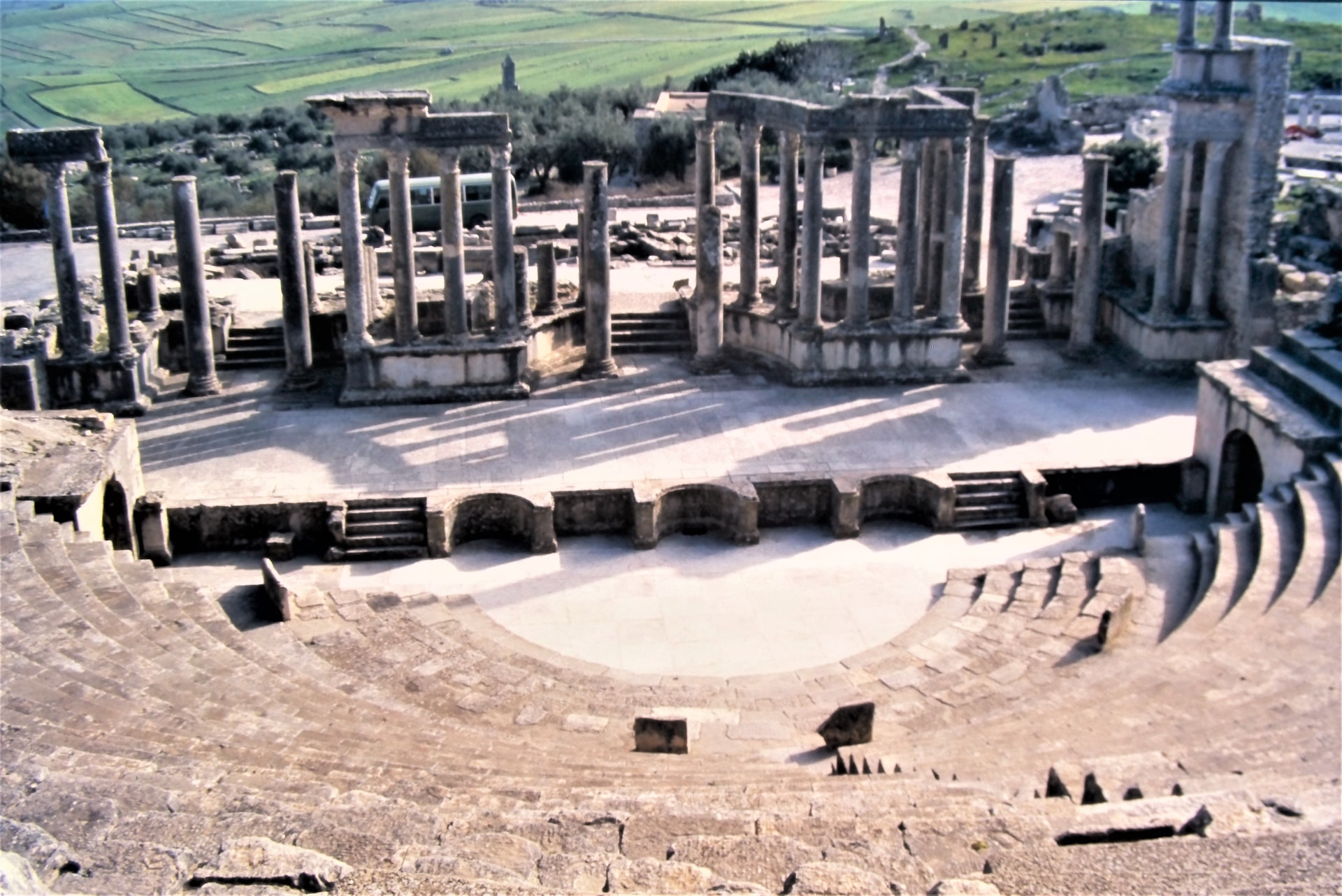 Dougga - Theater