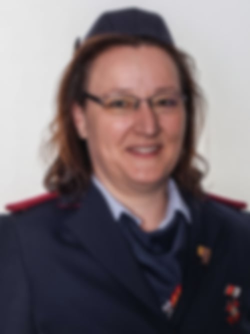 Kameradin Sabine Okon