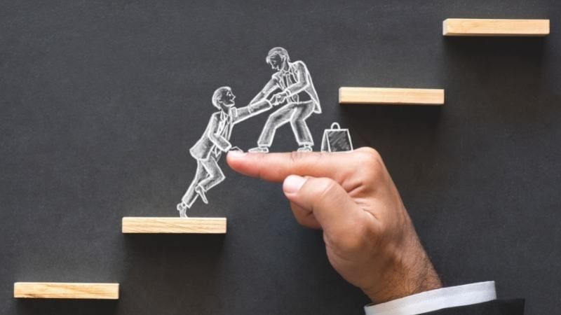 Teamcoaching ist Unterstützung auf dem gemeinsamen Weg nach oben | Frank Max | Coach Düsseldorf