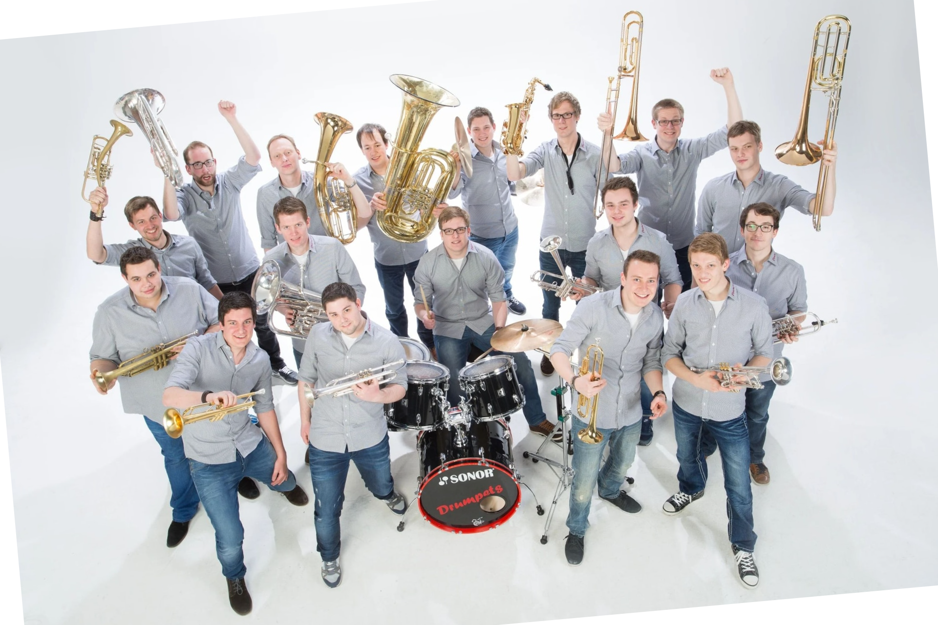 Die Drumpets sind...eine Mini-Blaskapelle oder eine Spaß-Band; eine Bayern-Band, Kult-Band oder Karnevals-Kapelle. Alles stimmt ein bisschen!
