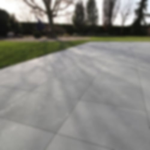 Terrasse aus Naturstein