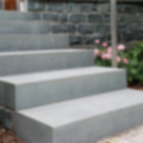 Außentreppe aus Naturstein