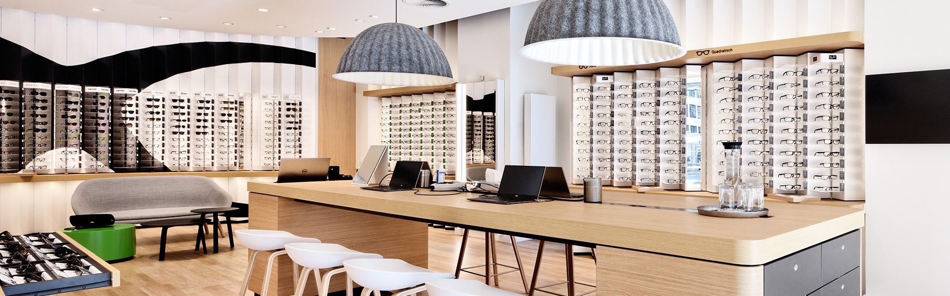 stapelbroek projekt mister spex retail ladenbau