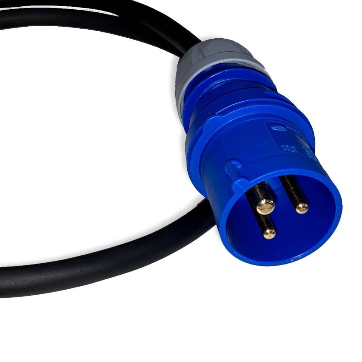 CEE Stecker am Camping Kabel