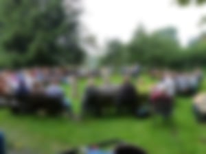 Gottesdienst im Schulwald der FeG Weichersbach