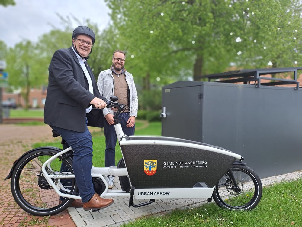 Bürgermeister Thomas Stohldreier mit Klimaschutzmanager Stefan Lohmüller