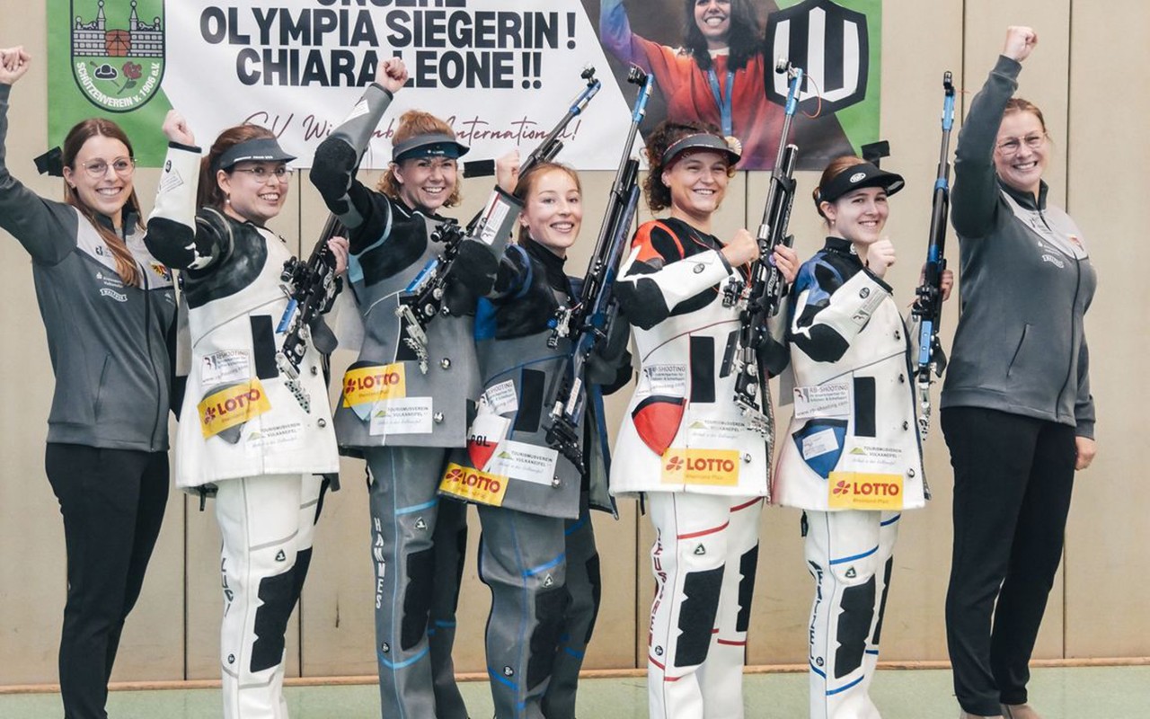 BUNDESLIGA LUFTGEWEHR: MÜLLENBORN BLEIBT UNGESCHLAGEN - REKORD FÜR KEVELAER