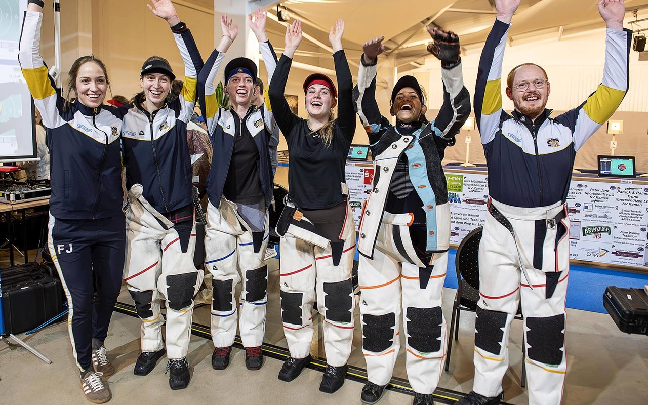 BUNDESLIGA LUFTGEWEHR: KEVELAER GEWINNT SPITZENDUELL UND ÜBERNIMMT TABELLENFÜHRUNG