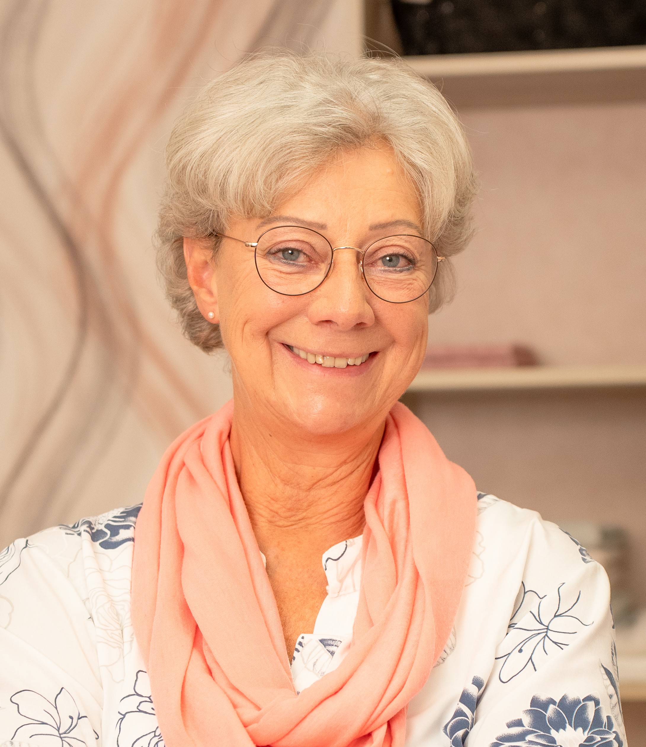 Wilma Kress, Naturheilpraktikerin